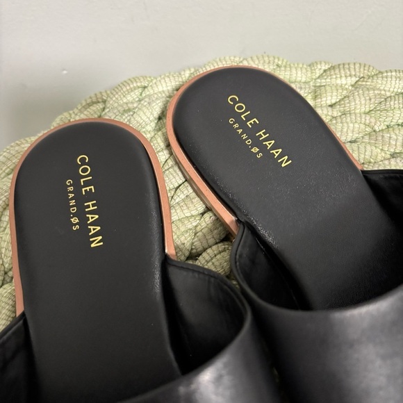 NEW Cole Haan Anica Black Leather Double Strap Slide Flat Sandals Size 7 - Picture 5 of 11